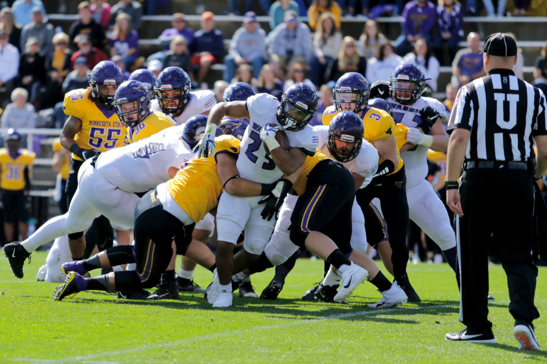 Winona State Football vs Mankato
